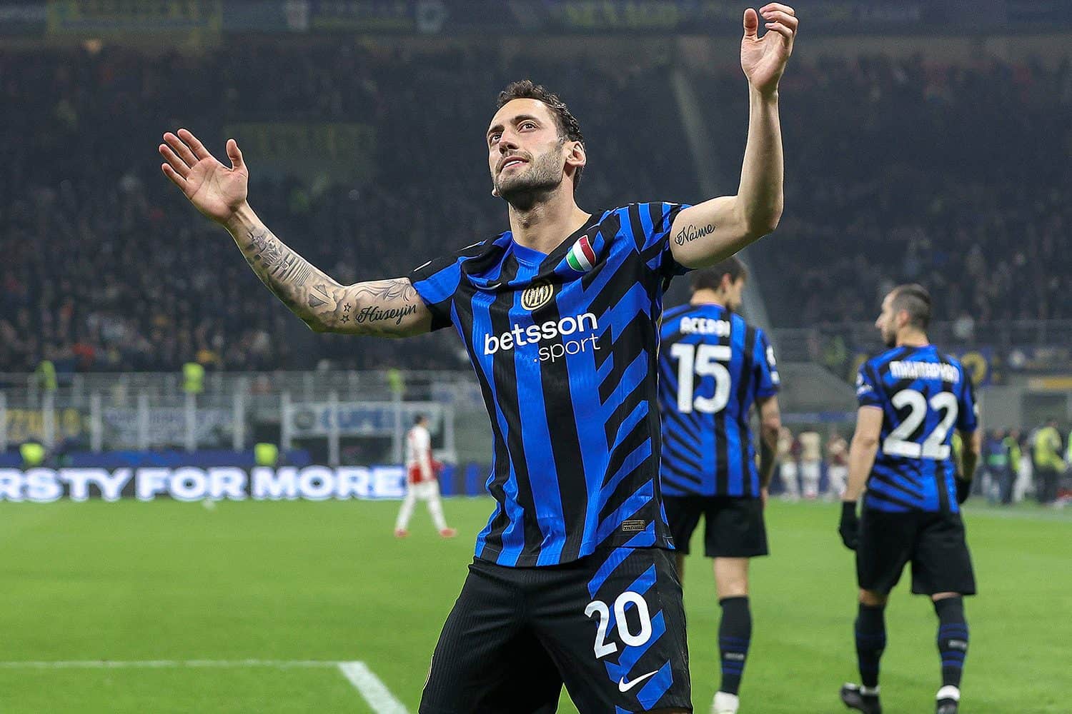 Hakan Calhanoglu