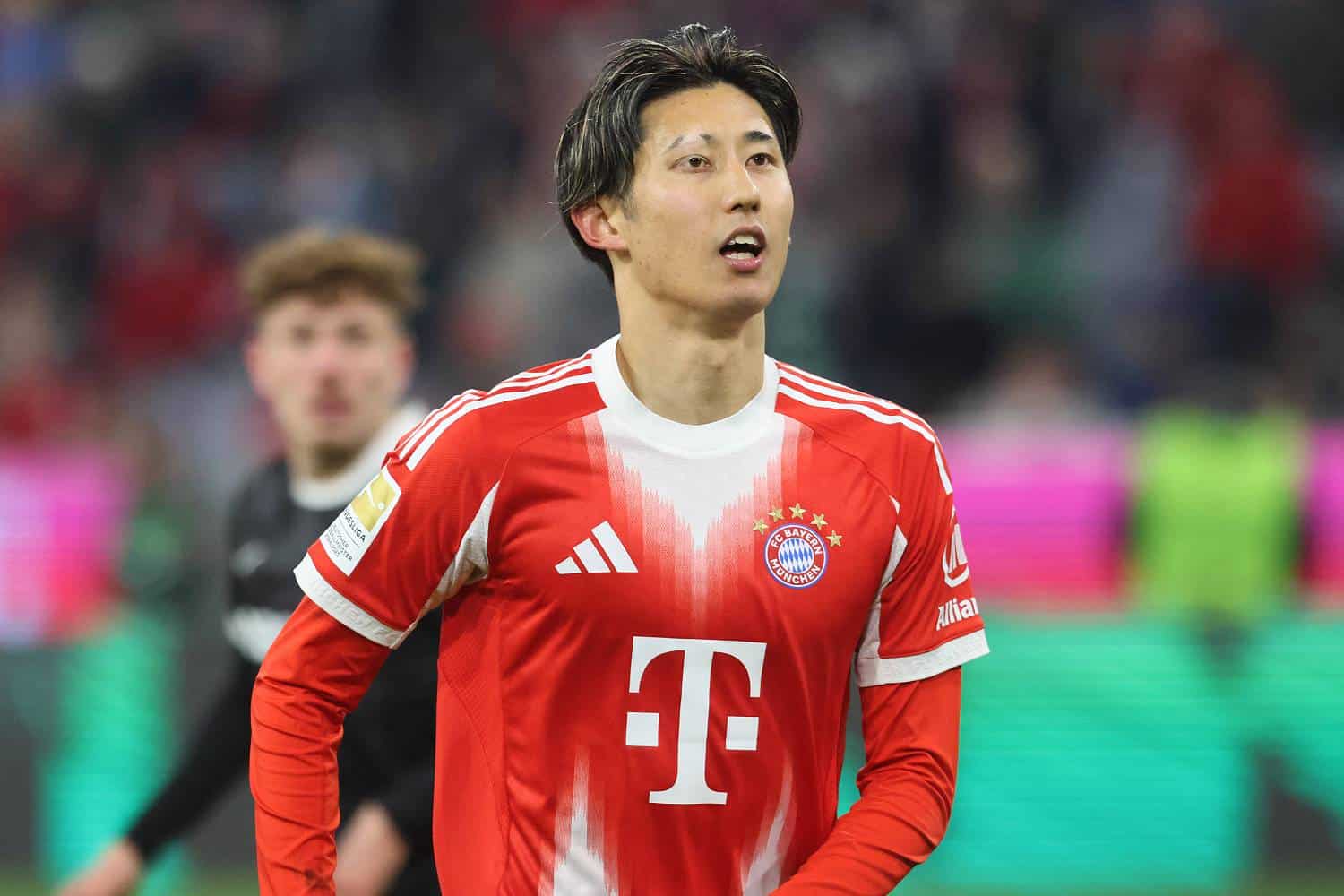 Bei Ajax angeboten: Bayern-Verteidiger Ito vor spätem Wechsel?