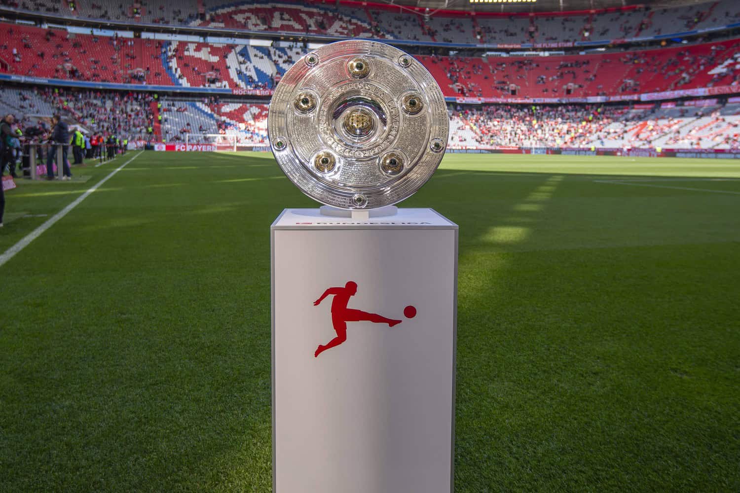 Bundesliga-Meisterschale