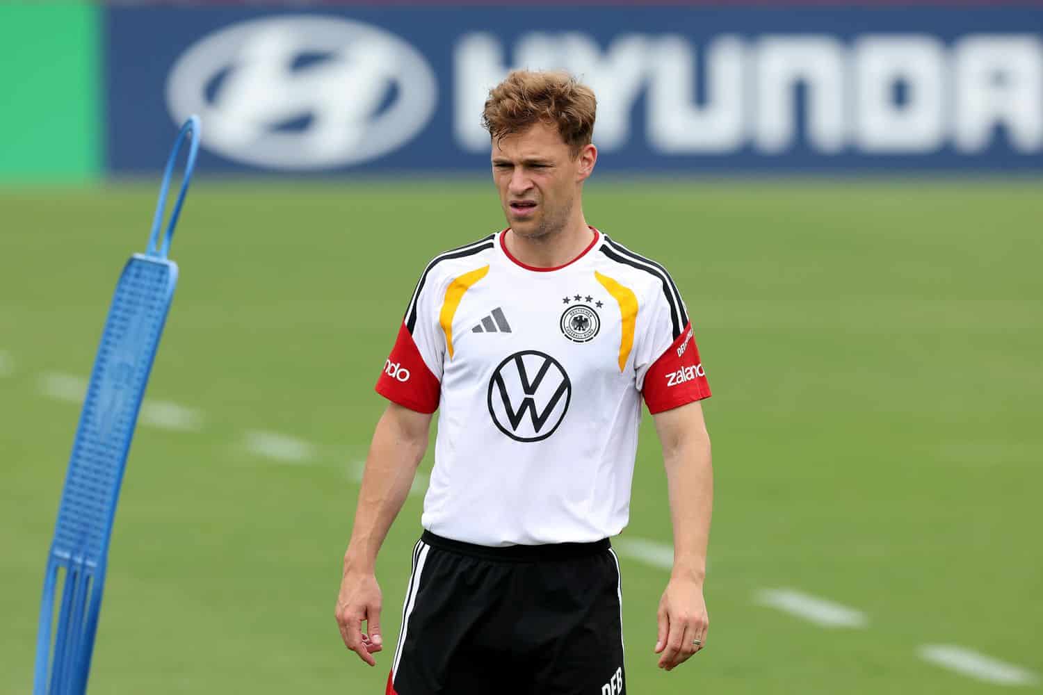 Zurück ins Zentrum: Klopp weist Bayern-Star Kimmich neue Rolle zu