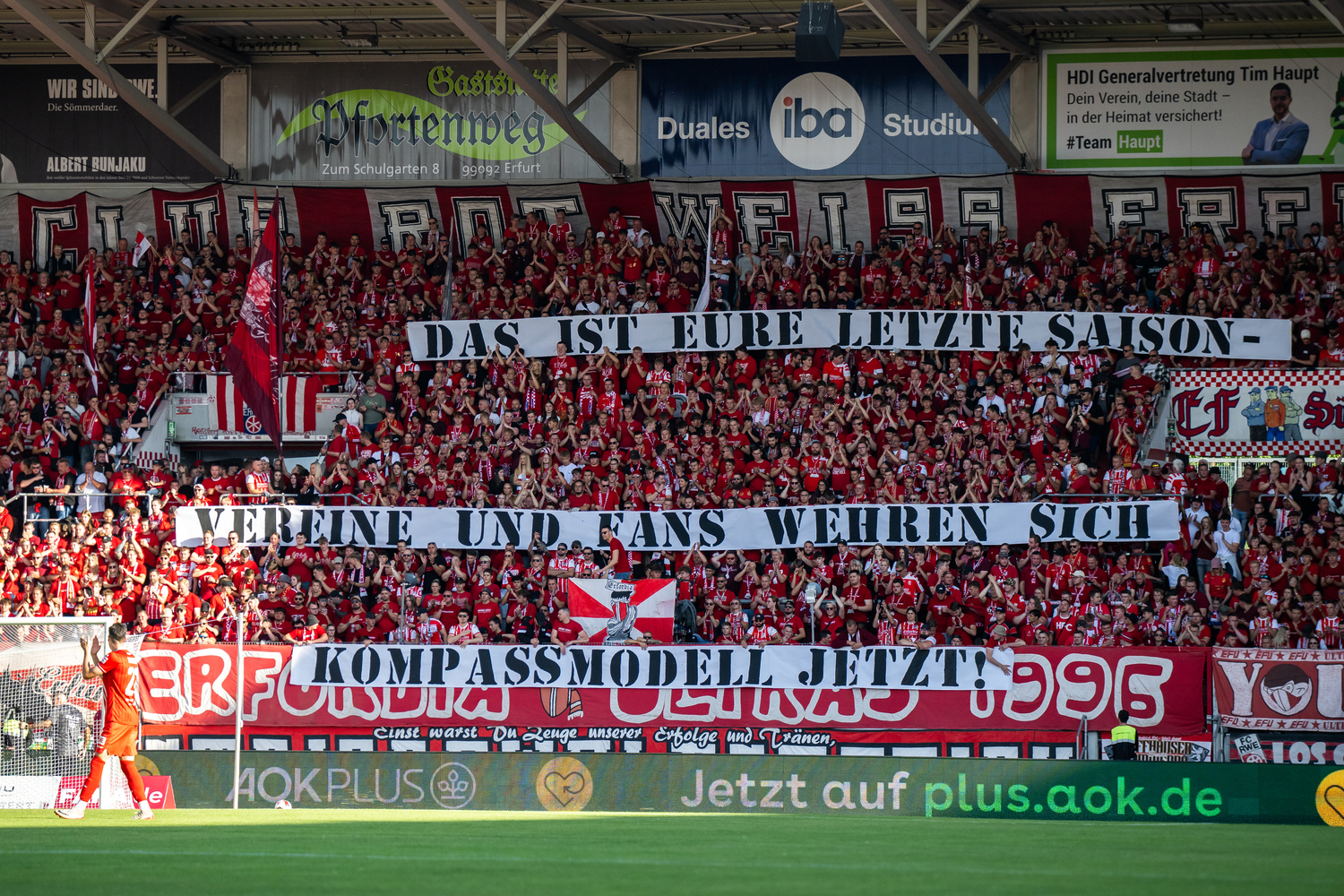 DFB-Banner Ultras