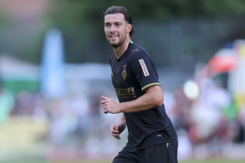 Joe Scally // Gladbach
