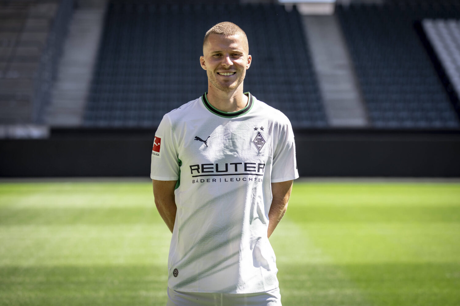 Offiziell: Gladbach-Verteidiger Elvedi wechselt nach England