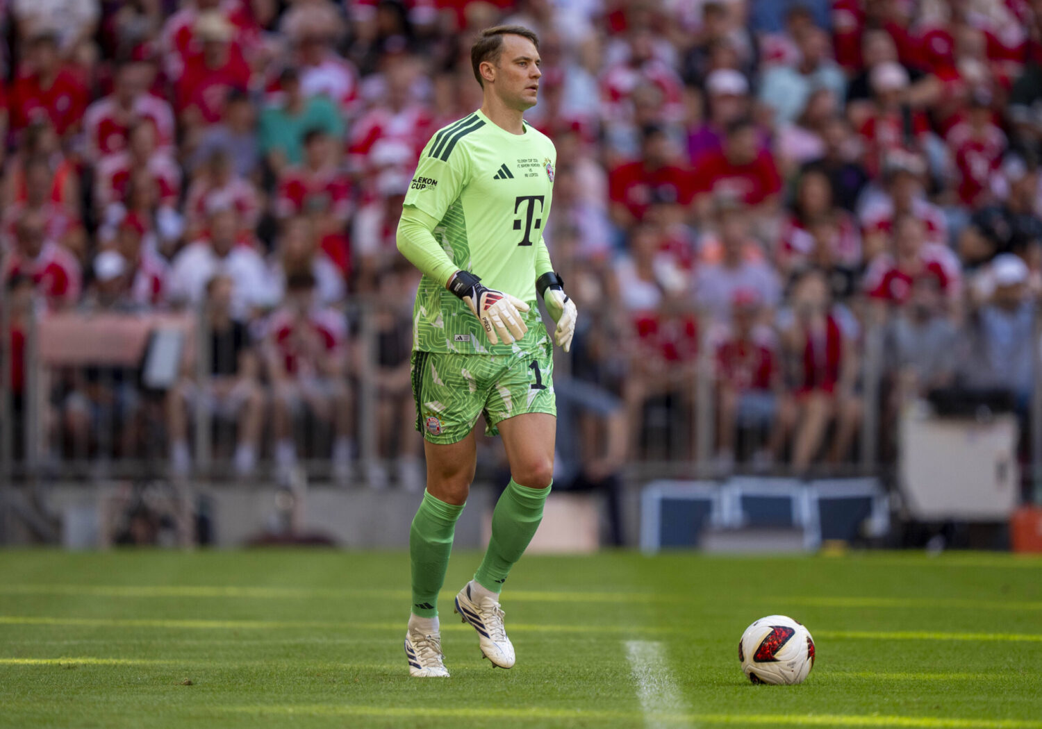 Schulterprobleme beim Bayern-Torwart: Sorge um Neuer