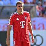João Palhinha im Trikot des FC Bayern während eines Spiels am Ball