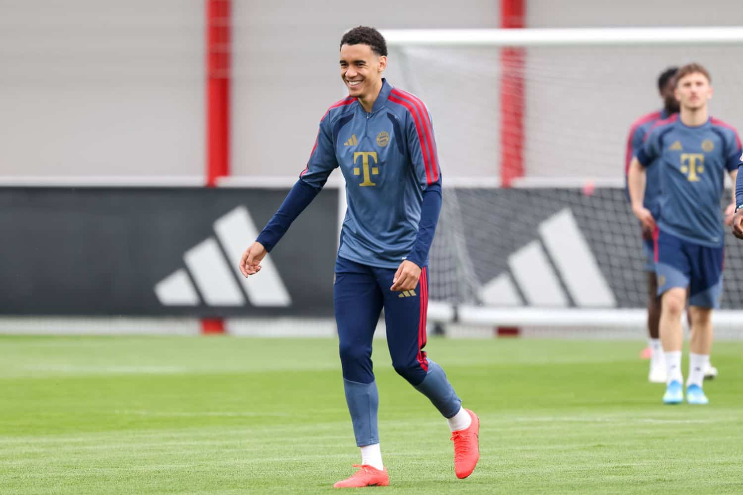 Erstmals im Aufgebot: Musiala reist mit Bayern nach Gelsenkirchen