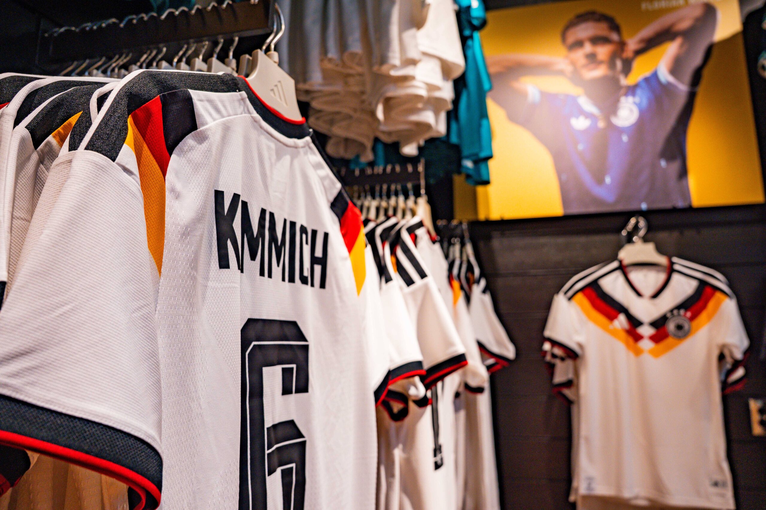 DFB, adidas