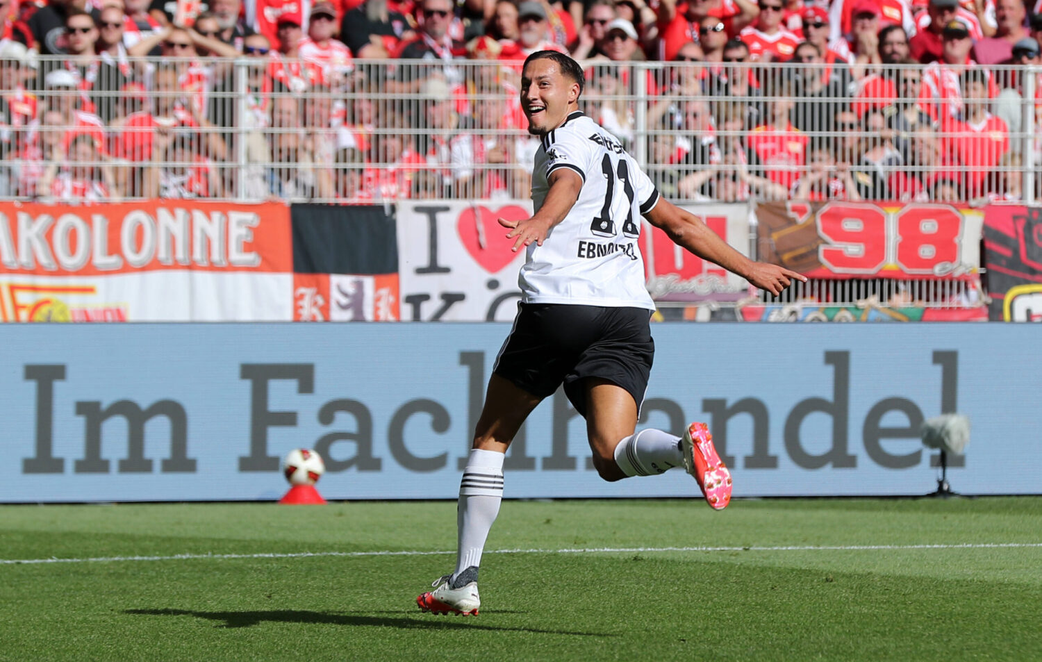 Younes Ebnoutalib