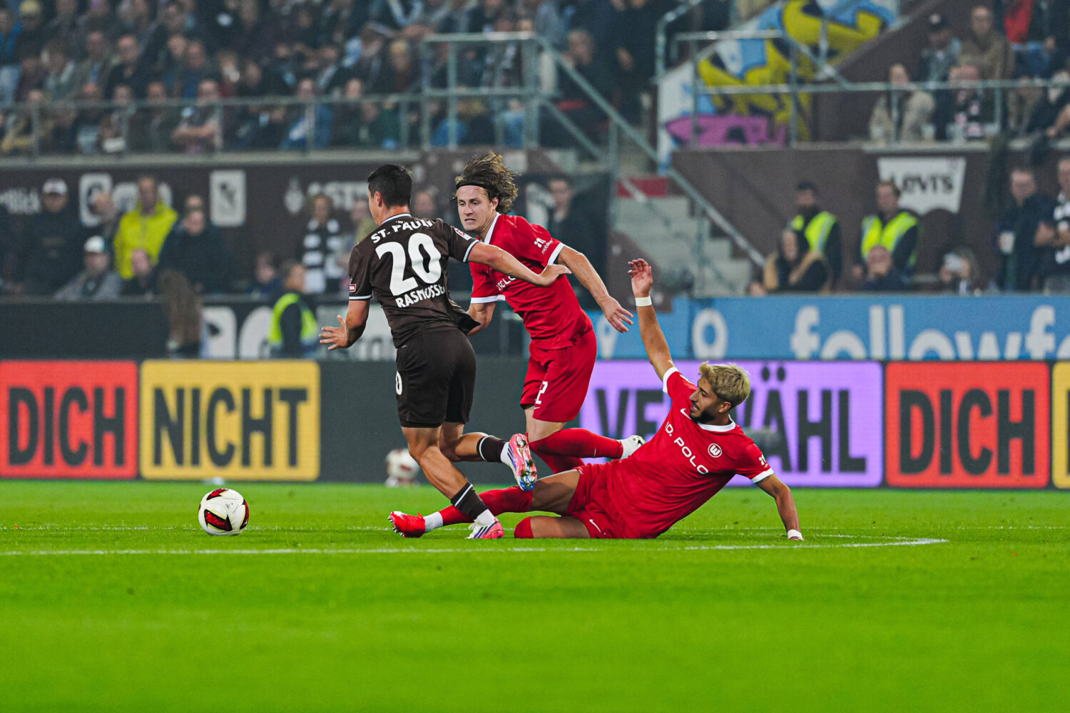 St. Pauli, Wolfsburg 
