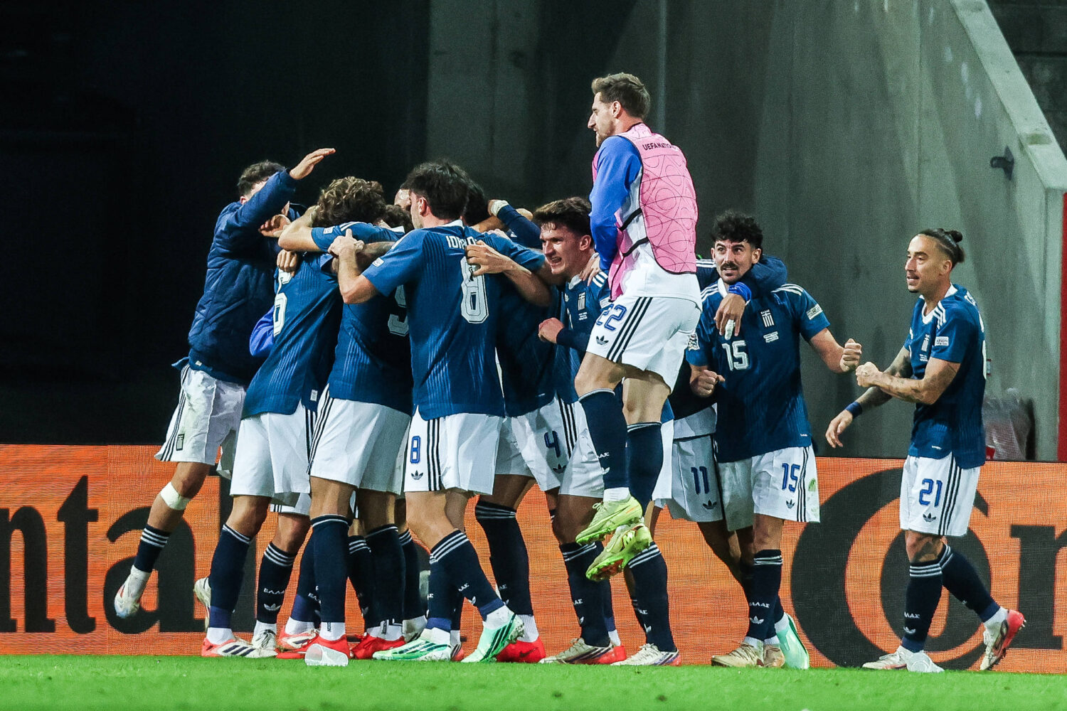„Alle warten in Saloniki": Griechen-Legende prophezeit DFB-Team schweres Rückspiel
