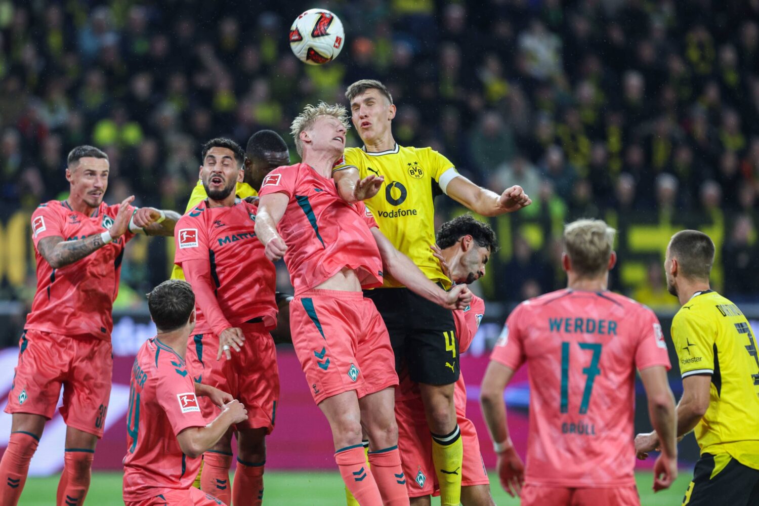Ausgerechnet Füllkrug: Werder-Wahnsinn nach 0:2 in Dortmund!