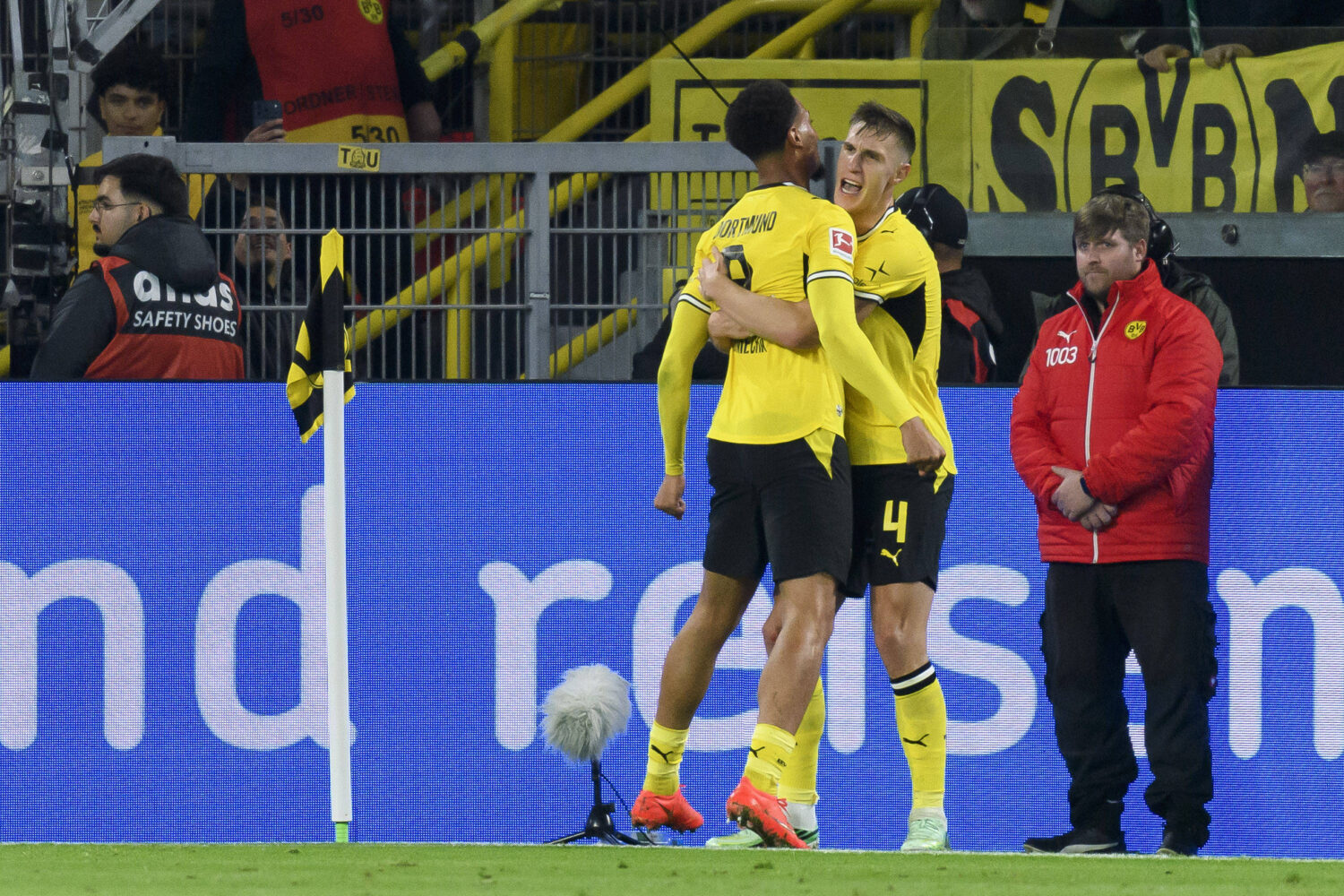 HSV empfängt VfB, BVB will Trendwende: Die Aufstellungen zur Bundesliga