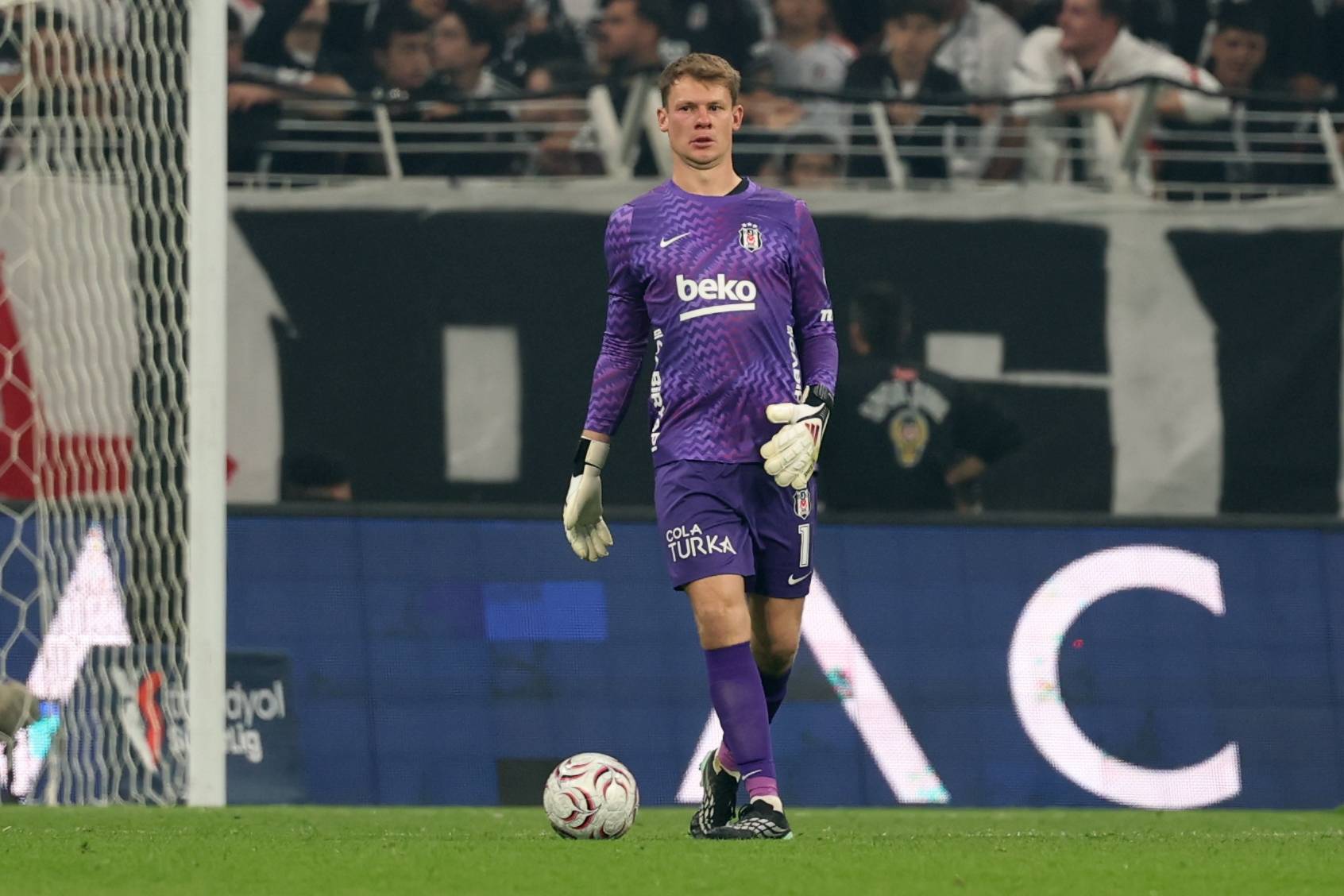 Alexander Nübel