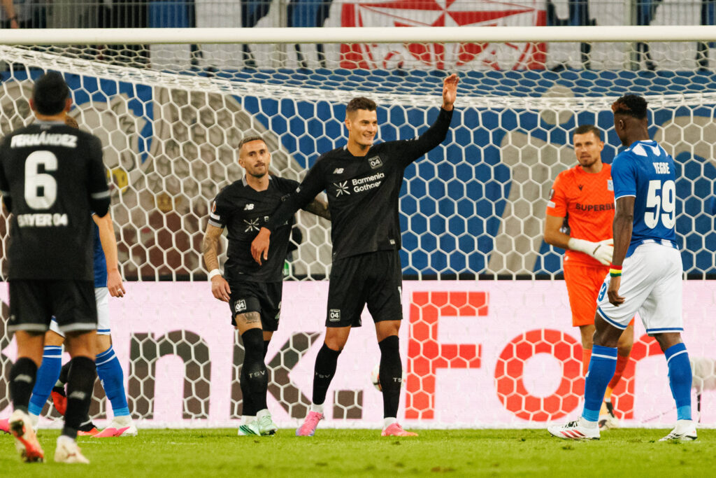 Patrick Schick, Bayer 04 Leverkusen