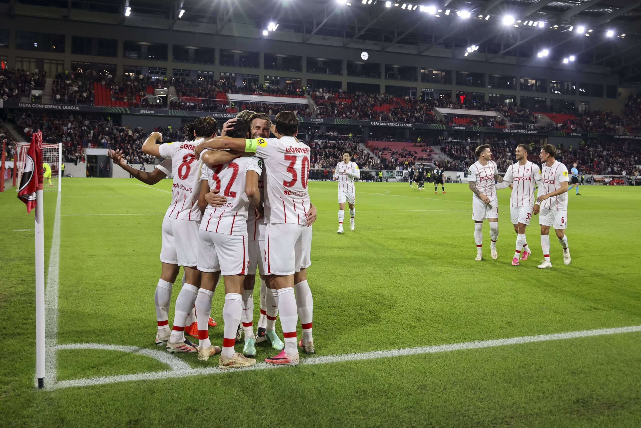 Springt Freiburg zurück an die Spitze? Die Aufstellungen zum Topspiel in Leverkusen