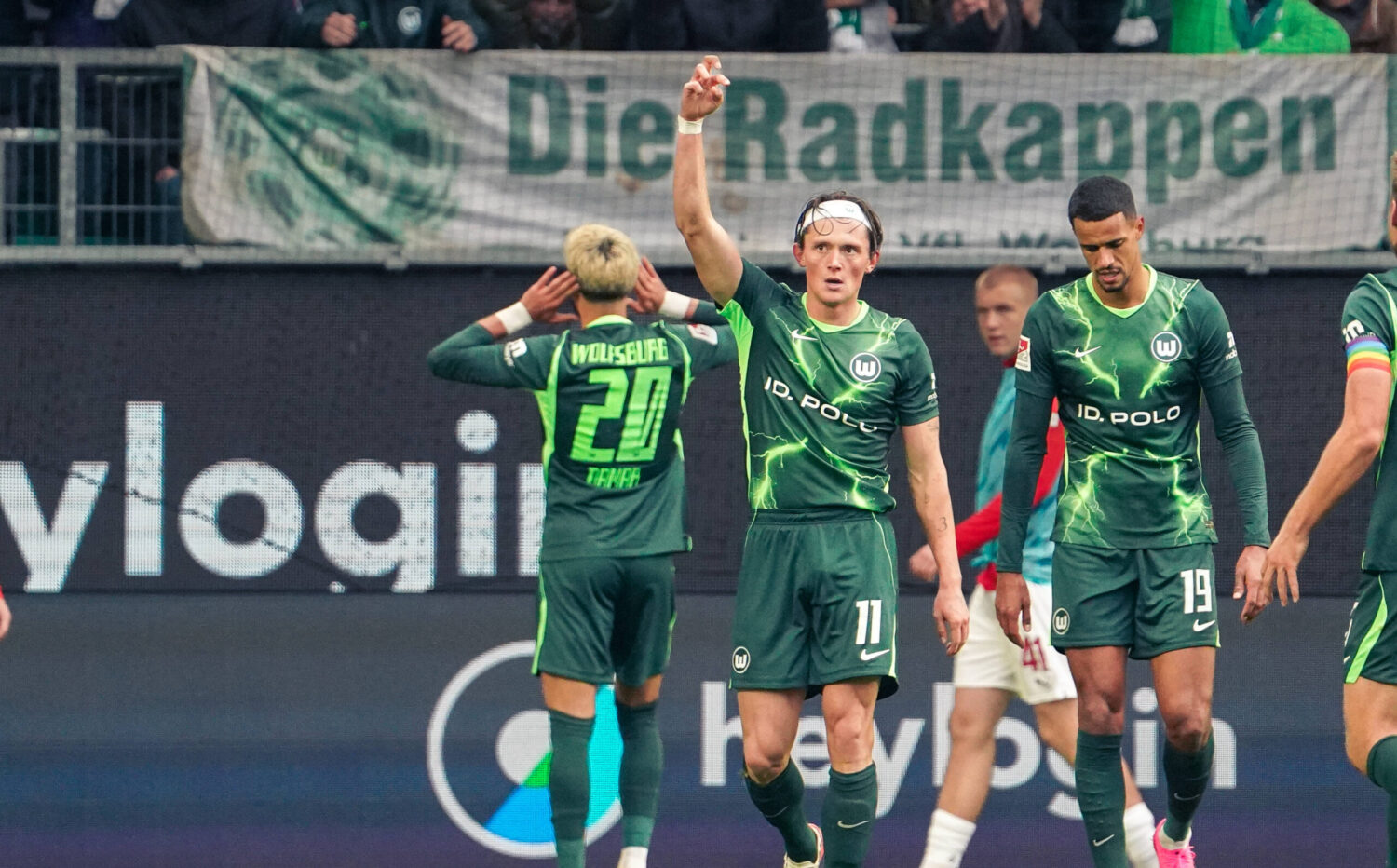 2. Bundesliga: Heimsieg-Samstag – FCK und Wolfsburg springen in die Spitzengruppe