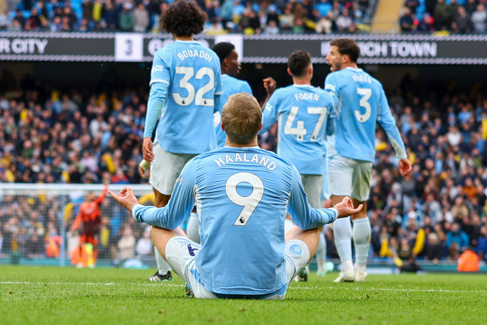Premier League | Liverpool jubelt gegen 9 Bees, Haaland führt ManCity zum Sieg